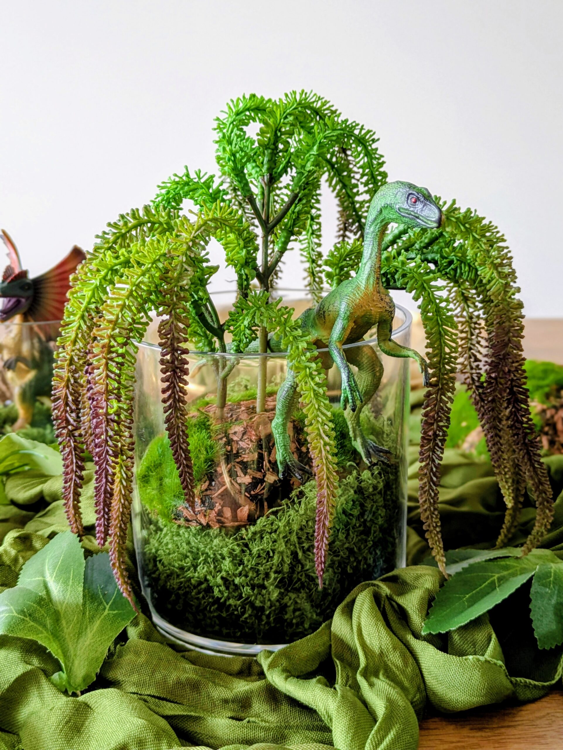 dino vase